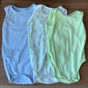 FREE Uniqlo cotton mesh bodysuit